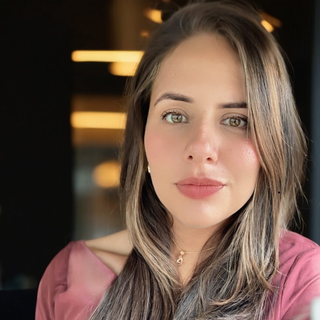 headshot2