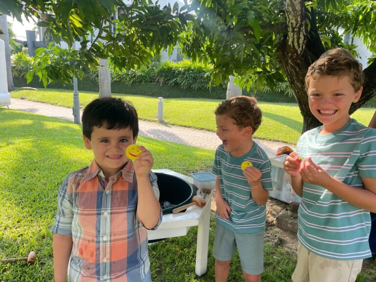 108f0fb5-357a-4f79-9022-33dbc1ab27c4