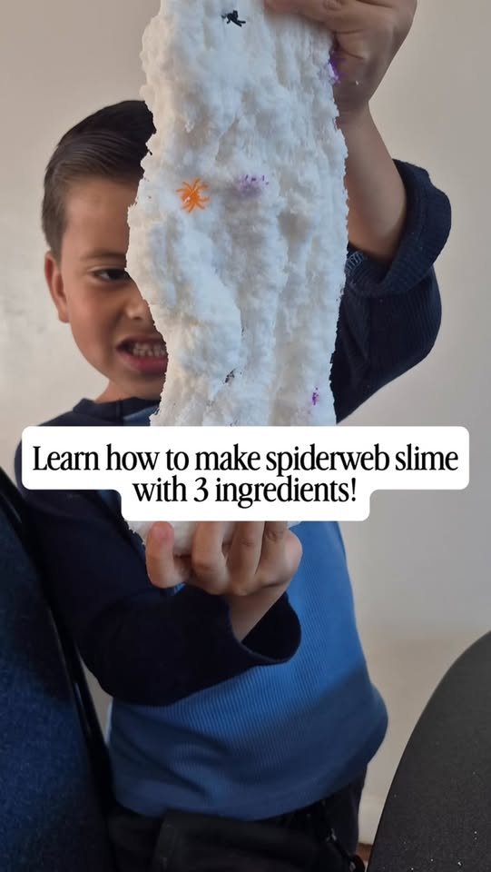 We are obsessed with the texture of this slimeeeee 🕷️🕸️…
